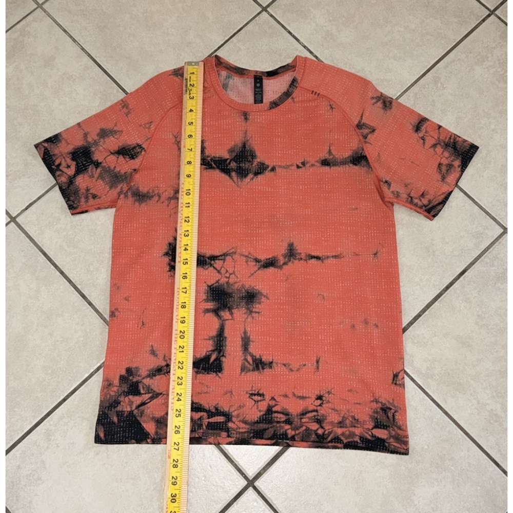 LULULEMON METAL VENT SHORT SLEEVE ORANGE BLACK SIZE MEDIUM - Picture 3 of 8